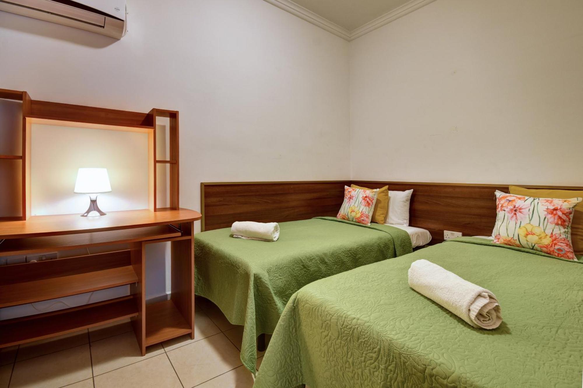 Saint Julian's Morina Court - Seaview Apartments And Penthouse In St Julians By Shortletsmalta מראה חיצוני תמונה