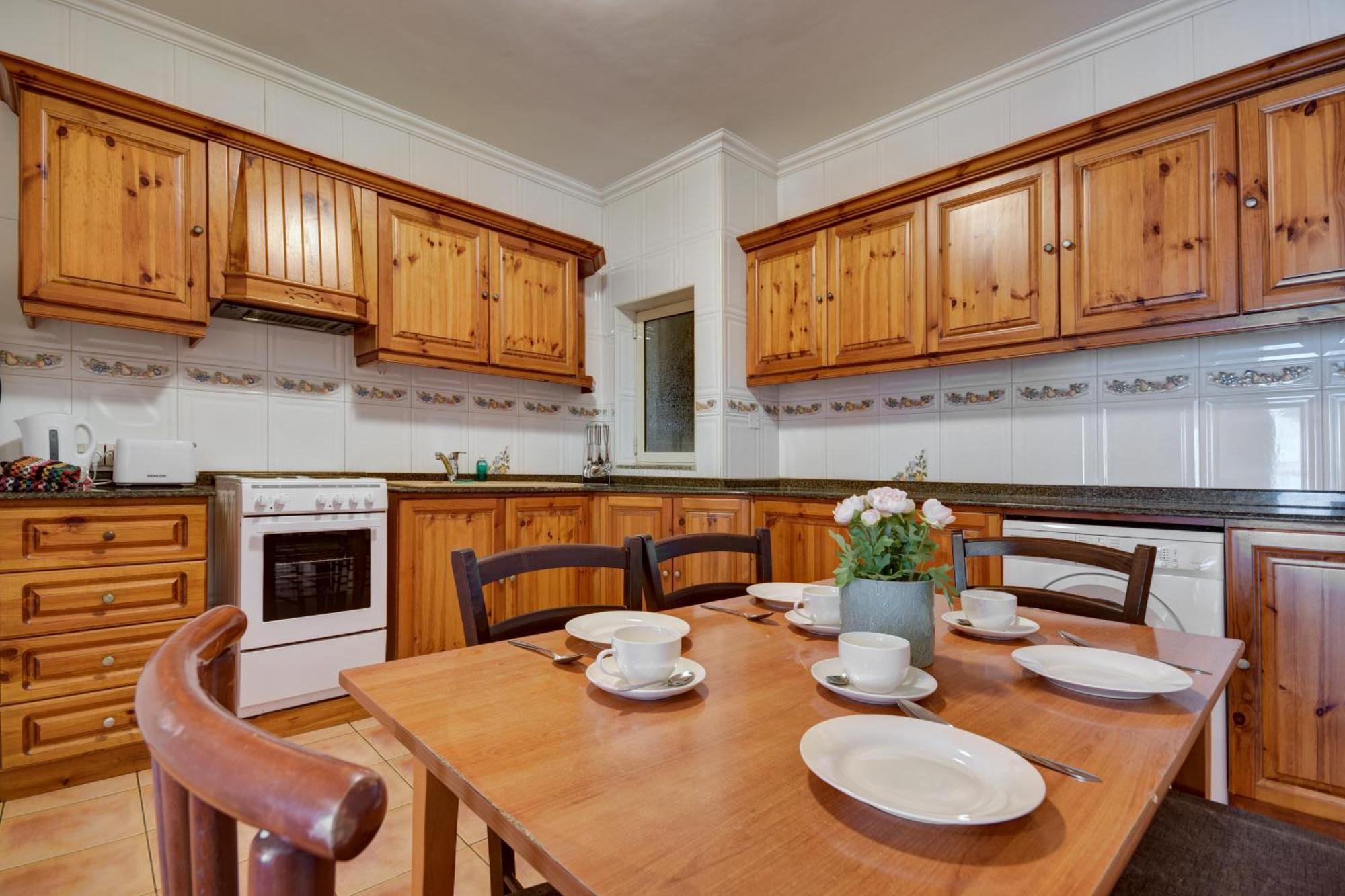 Saint Julian's Morina Court - Seaview Apartments And Penthouse In St Julians By Shortletsmalta מראה חיצוני תמונה