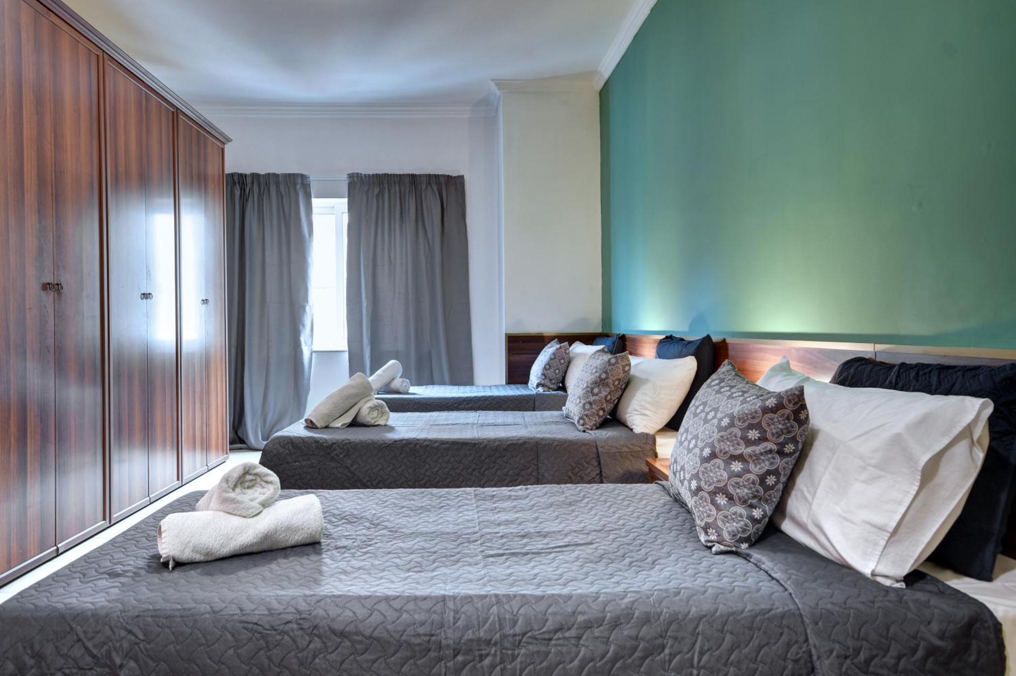 Saint Julian's Morina Court - Seaview Apartments And Penthouse In St Julians By Shortletsmalta מראה חיצוני תמונה