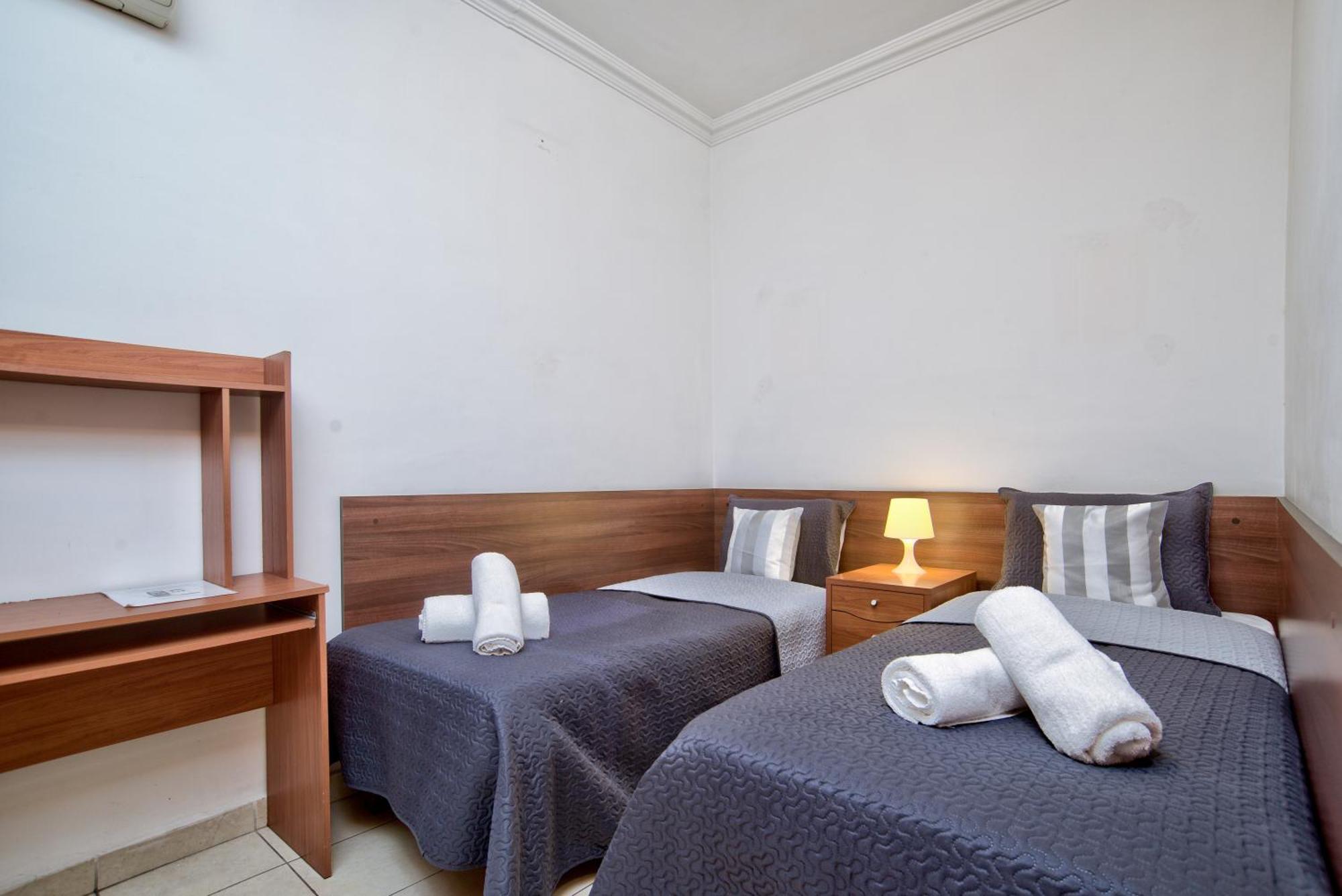 Saint Julian's Morina Court - Seaview Apartments And Penthouse In St Julians By Shortletsmalta מראה חיצוני תמונה
